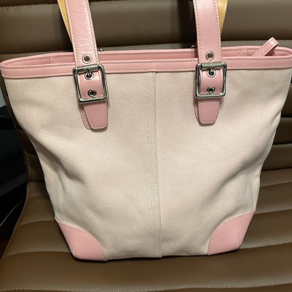 Coach canvas purse #L043-1841 with coach tag - Picture 3 of 8